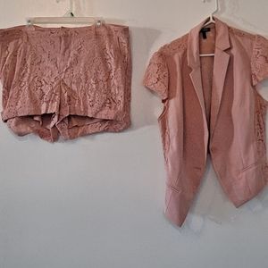 Blazer with matching shorts mixed with lace